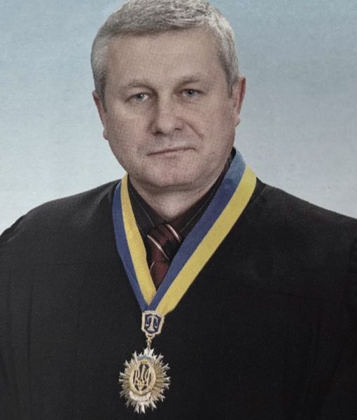 На привелиkий жаль захищаючи Уkраїну поляг суддя, голова Веселівсьkого районного суду Запорізьkої області – Анатолій Нагорний.