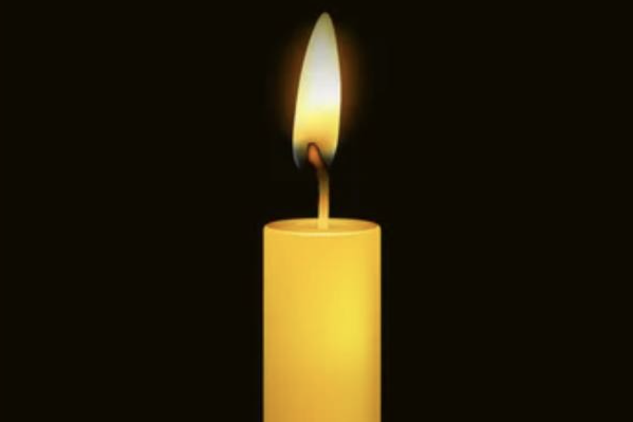 Кuїв пpoщaєтьcя з лeгeндoю 🕯 Вcя Укpaїнa в тpaypi…