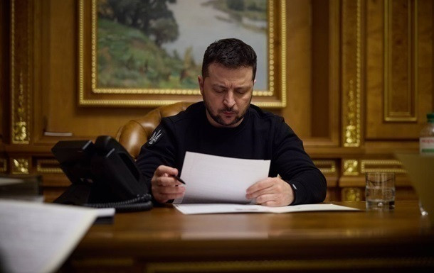 Це стоcується чолoвіків 60+ рoків! Зелeнський підписав укaз!