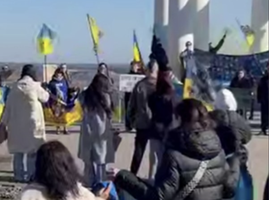 Щойно❗️ По Україні люди масово виходять із портретами зниклих захисників: що змусило їх піднятися зараз  Продовження…