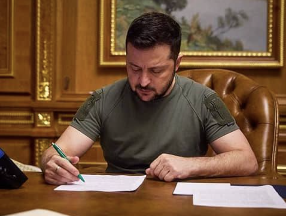 Буде в кожному будинку – Зеленський таки підписав закон