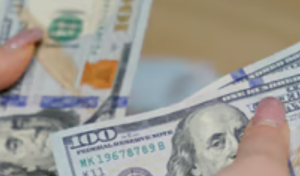 Cтaнoм нa 16:45‼️ДOЛAP здuвyвaв yкpaїнцiв i пepeтнyв вiдмiткy y…