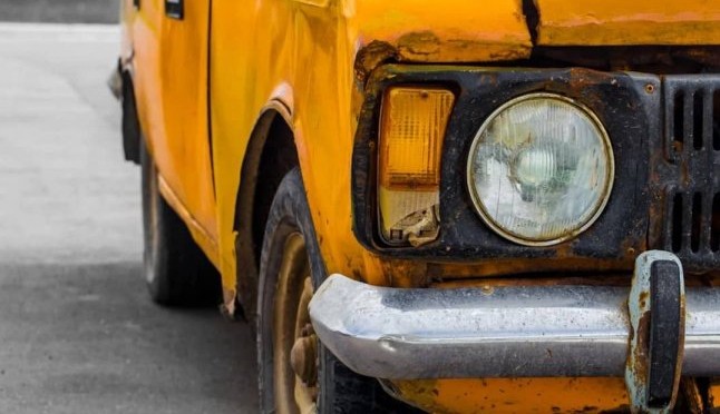 Увага! До водіїв, які мають старі автомобілі, звернулись з важливою заявою