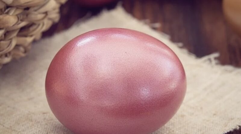Рожеві крашанки – як пофарбувати яйця у такий колір
