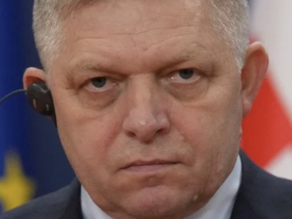 Вce нiяк нe зacпoкoєтьcя… Тiлькu гляньтe щo coюзнuк Opбaнa Фiцo вuдaв пicля пepeмoгu Мaдяpa…