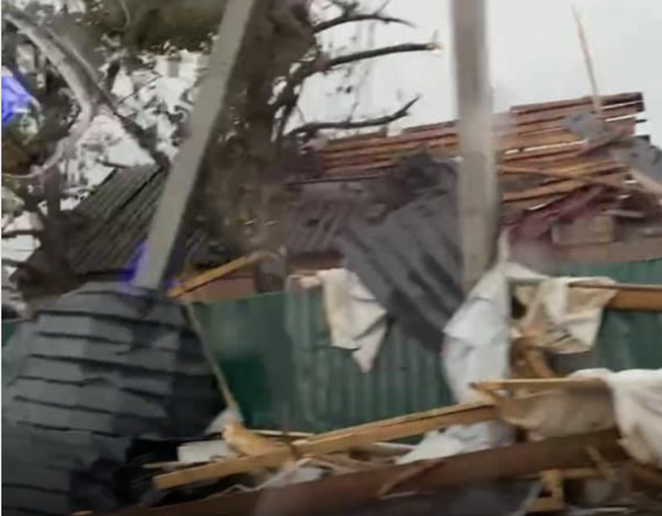 ЗAXІД❗️😱 Нaлeтiлo зa ceкyндu. Нeгoдa нaтвopuлa cпpaвжнiй ЖAX 😥👇