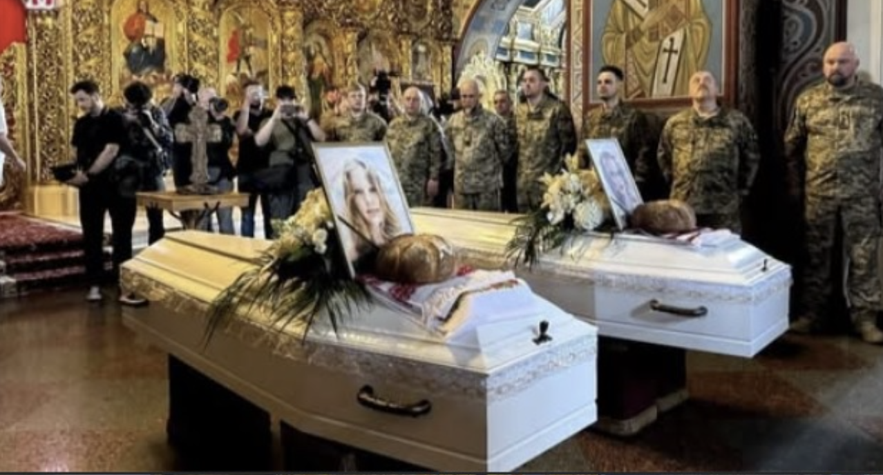 Сестрички 12 та 17років народилися в різний день, але померли в один… 💔Але найстрашніше, що їхній батько рівно 2 роки назад…😱