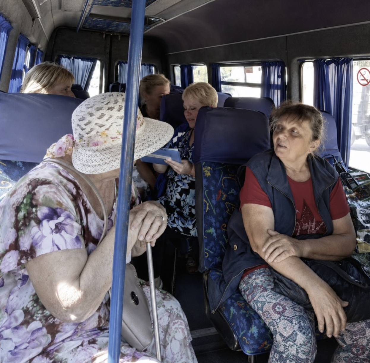 П’ятниця, автобус, їду в Київ, сідає поруч чоловік з Донбасу, розговорилися і я “nрозріла” від почутого… Виявляється, що всі чоловіки зі сходу тепер…