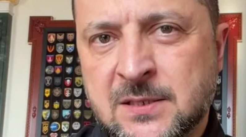 Україна завдала потужного удару по РФ у День Конституції: Зеленський розкрив подробиці